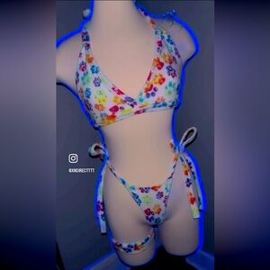 🎨rave wear /lingerie🎨handmade🐾paw prints🐾🦄flexible 🦄fabric
